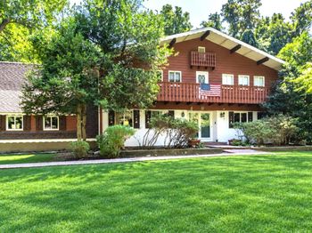 1 Valleywood Court W