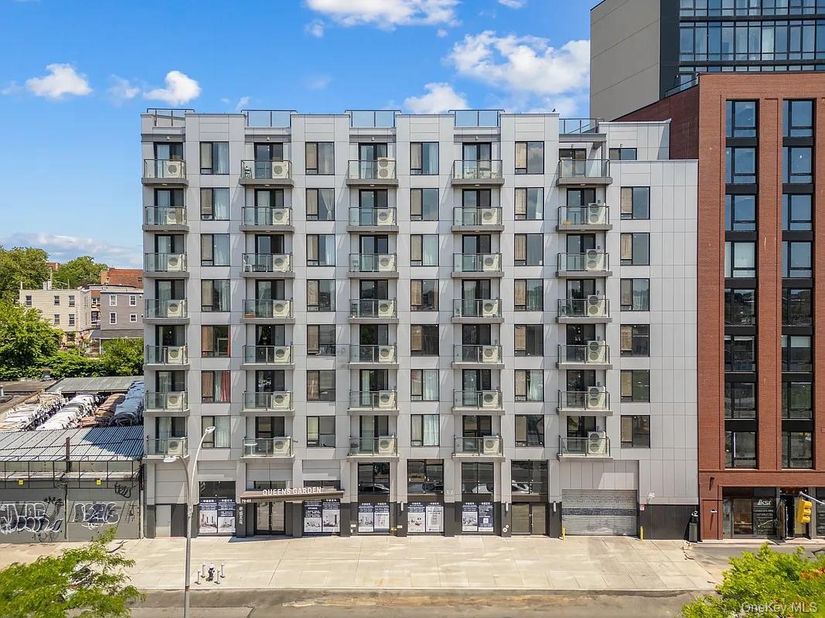 7065 Queens Boulevard 6A, Woodside NY 11377