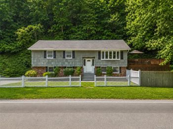 385 Yorktown Road