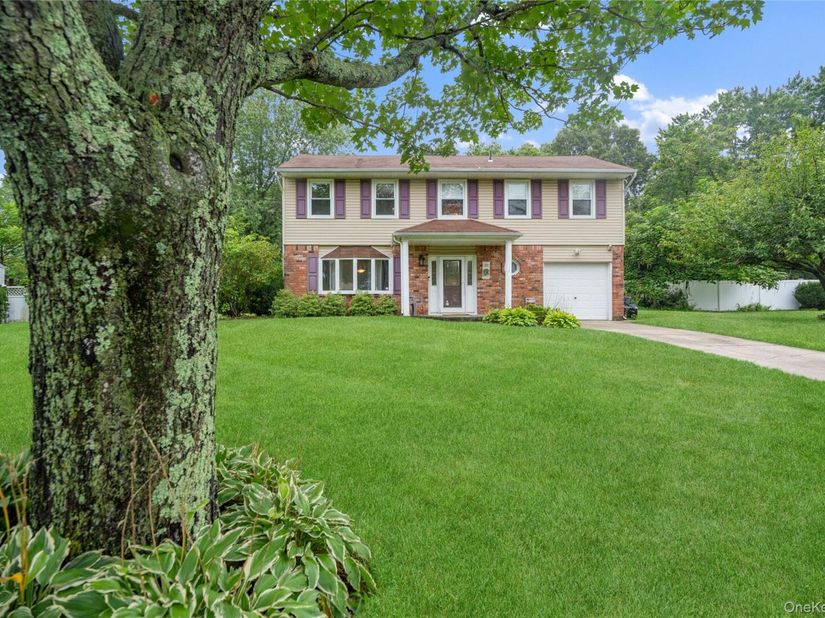 28 Block Boulevard, Port Jefferson NY 11776