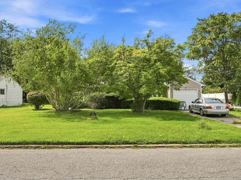 1058 Bay Shore Avenue, Bay Shore NY 11706