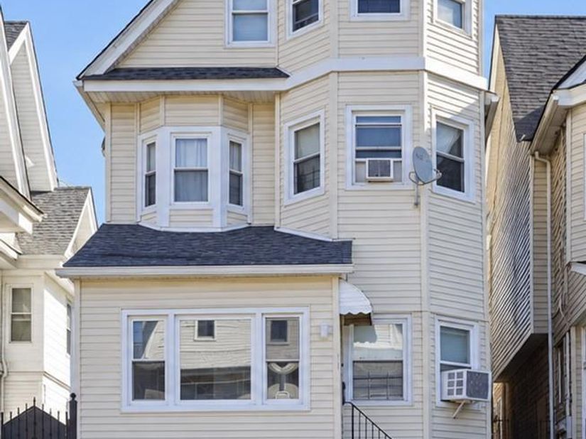 296 Hawthorne Avenue, Yonkers NY 10705