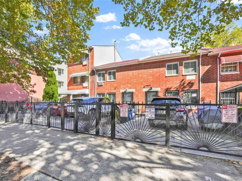 745 E 180th Street, Bronx NY 10457