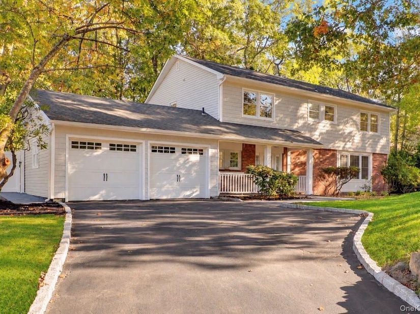 14 McLane Drive, Dix Hills NY 11746