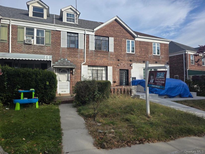 17617 77th Road, Fresh Meadows NY 11366