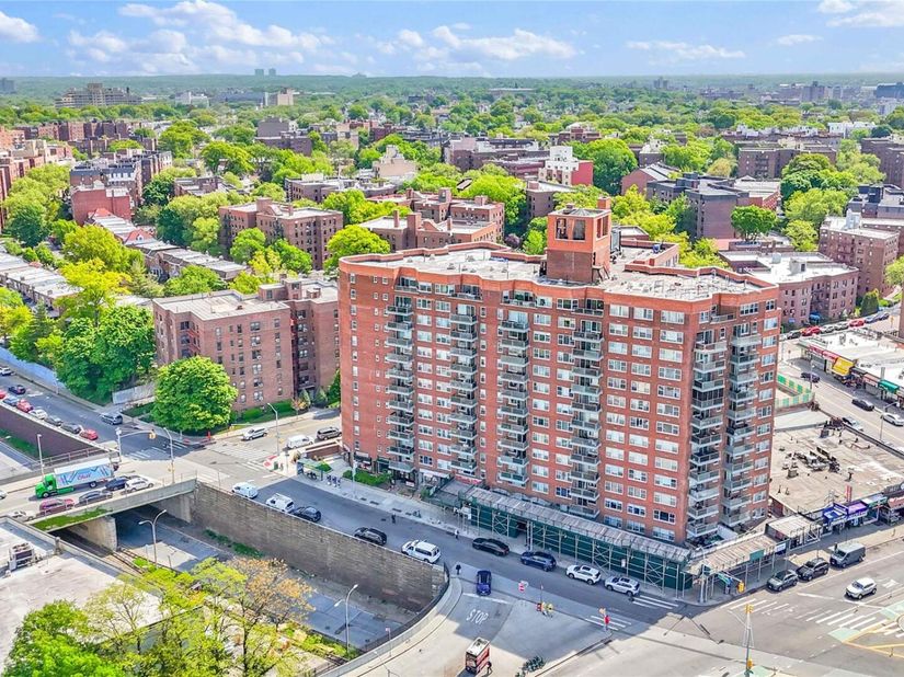 85-15 Main Street 5F, Jamaica NY 11435