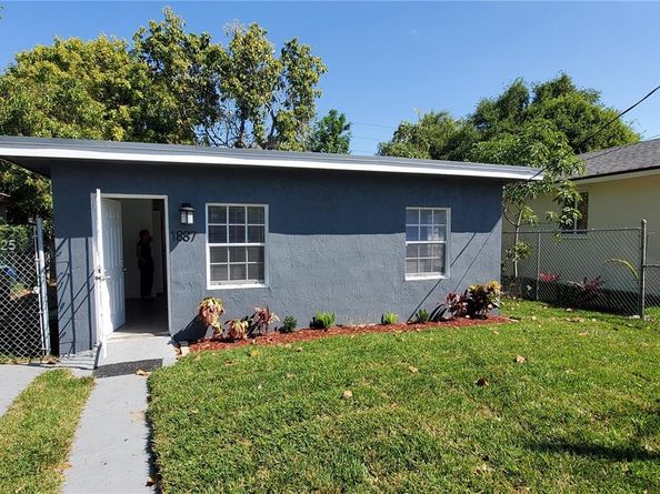 1887 NW 66th St, Miami FL 33147