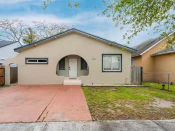 1741 NW 44th St