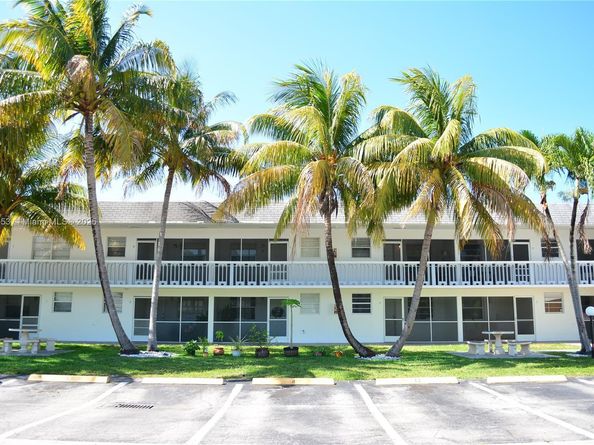 705 NE 2nd St 4, Hallandale Beach FL 33009