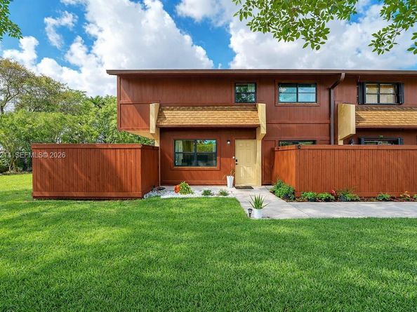 6639 SW 116th Pl A1, Miami FL 33173