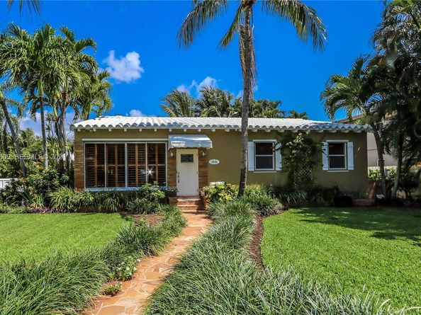 2535 Lincoln St, Hollywood FL 33020