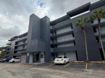 310 Fontainebleau Blvd