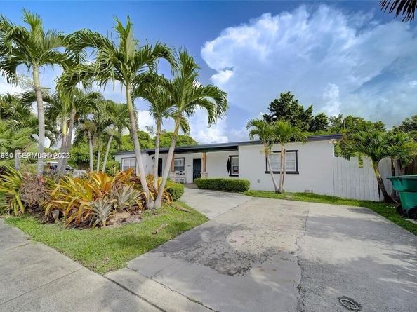 10215 SW 171st St, Miami FL 33157