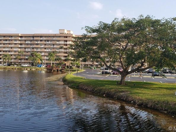 250 Jacaranda Dr 305, Plantation FL 33324