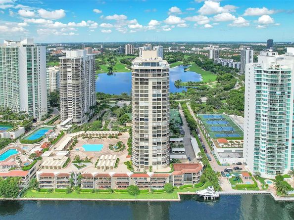 20191 E Country Club DR 601, Aventura FL 33180