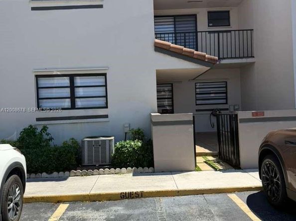 13470 SW 62nd St 105N, Miami FL 33183
