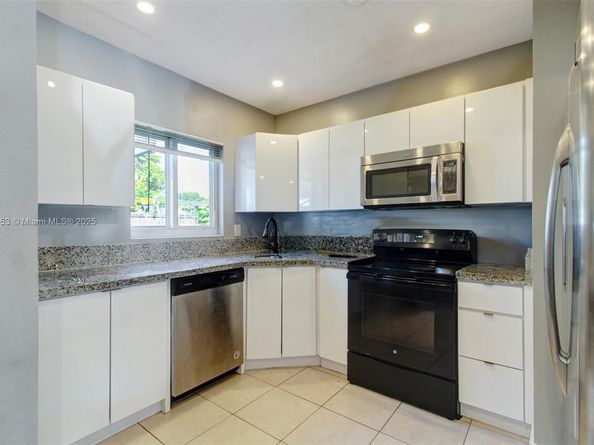 1431 NE 156th Ter, North Miami Beach FL 33162