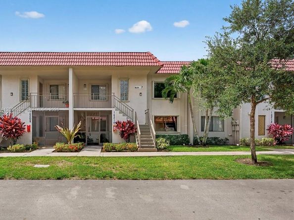 16210 Laurel Dr 203, Weston FL 33326