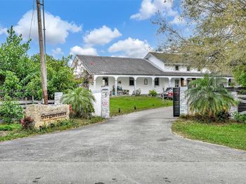 18950 SW 50th St