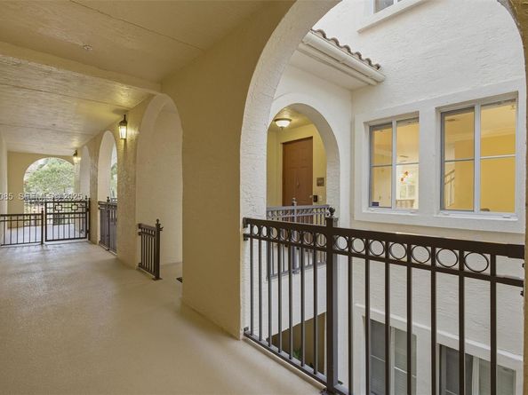 2925 NW 126th Ave 3031, Sunrise FL 33323