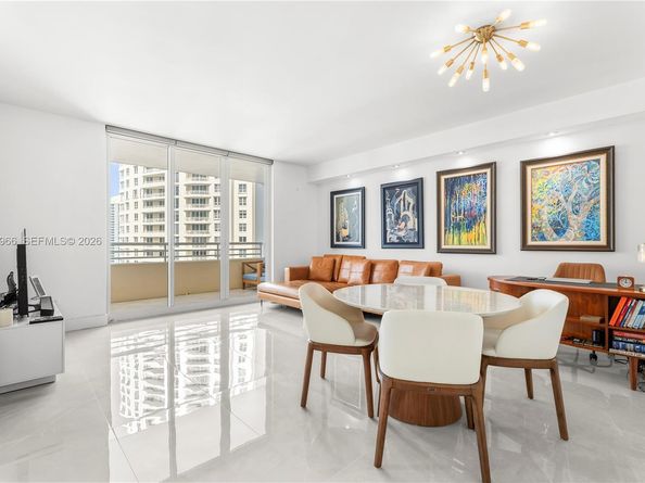 808 Brickell Key Dr 3007, Miami FL 33131