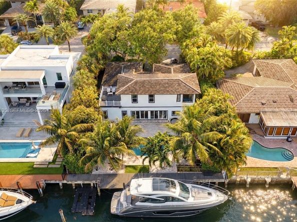 1895 NE 118th Rd, North Miami FL 33181