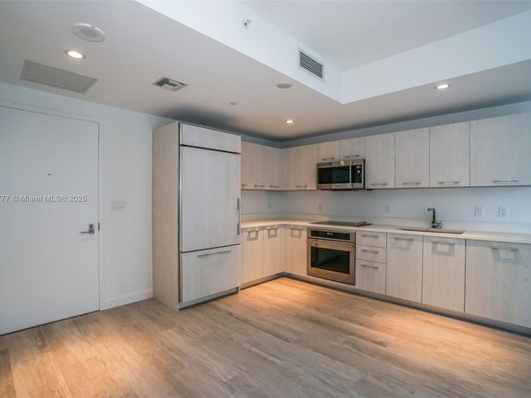 Undisclosed Address #A11729777, Miami FL 33130