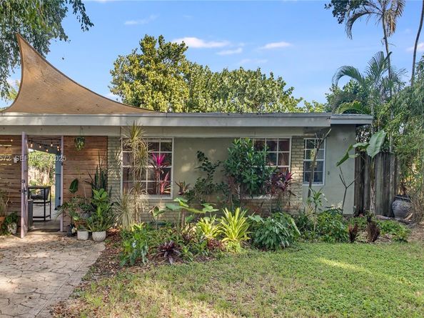 931 SW 29th St, Fort Lauderdale FL 33315
