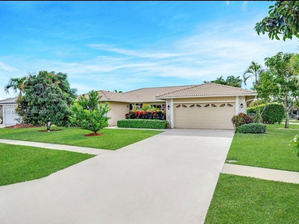 10126 Crosswind Rd, Boca Raton FL 33498