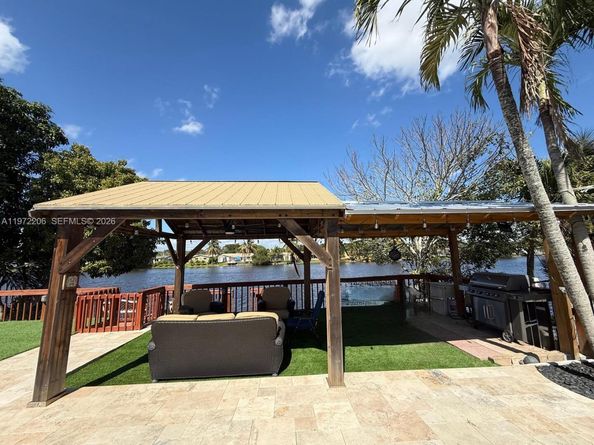 11901 NW 31st Pl, Sunrise FL 33323