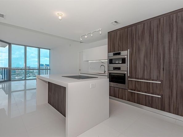 851 NE 1st Ave 1608, Miami FL 33132