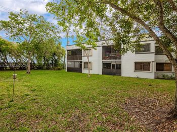 159 Lakeview Dr