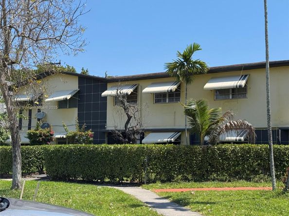 17051 NE 23rd Ave 1J, North Miami Beach FL 33160