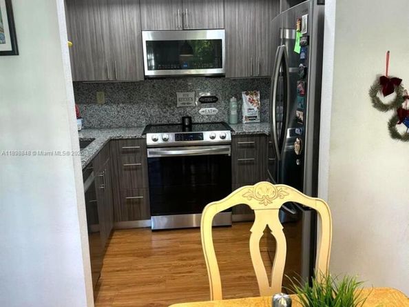 9030 SW 125th Ave E210, Miami FL 33186