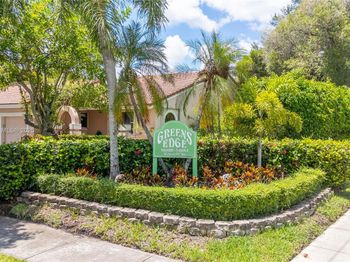 16624 Greens Edge Cir