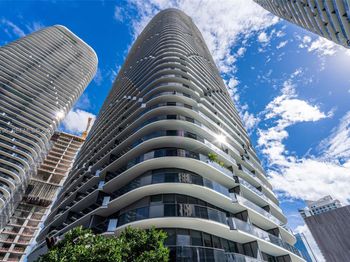 55 SW 9th St