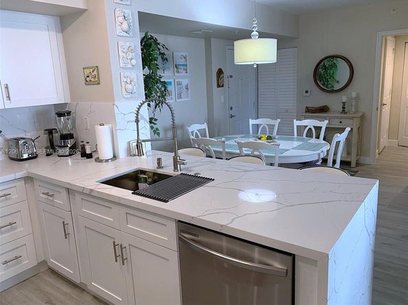2080 S Ocean Drive 204, Hallandale Beach FL 33009