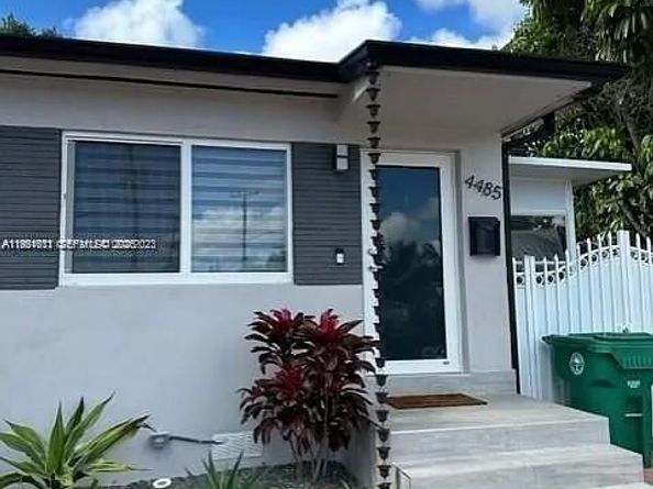 4485 SW 7th St, Miami FL 33134