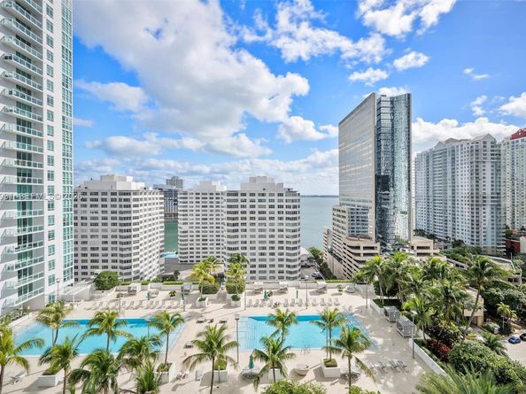 951 Brickell Ave 1806, Miami FL 33131