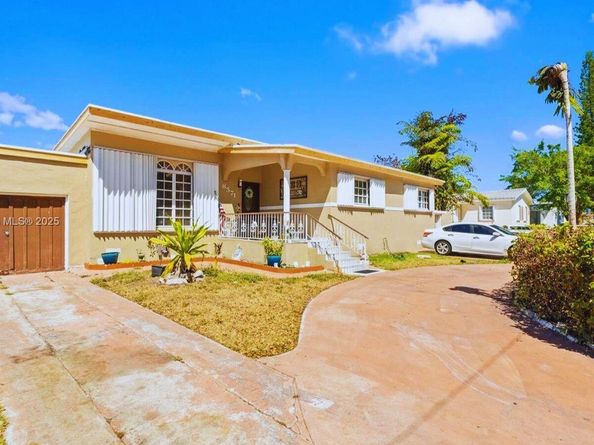 8571 SW 30th St, Miami FL 33155