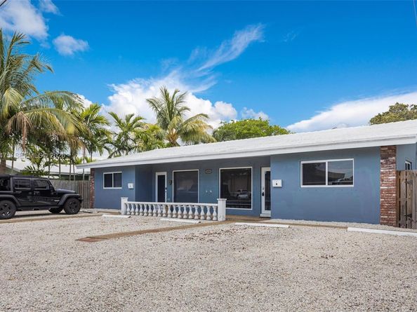 3241 NE 17th Ave, Oakland Park FL 33334