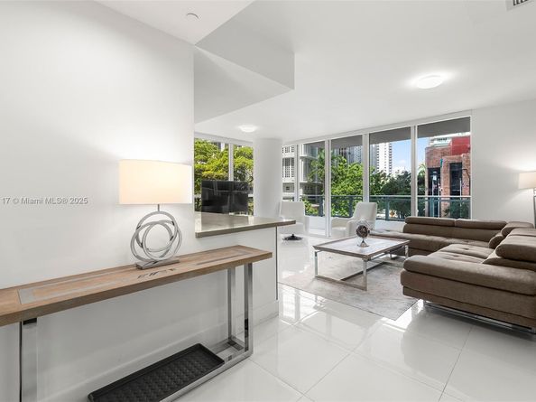 1080 Brickell Ave 209, Miami FL 33131