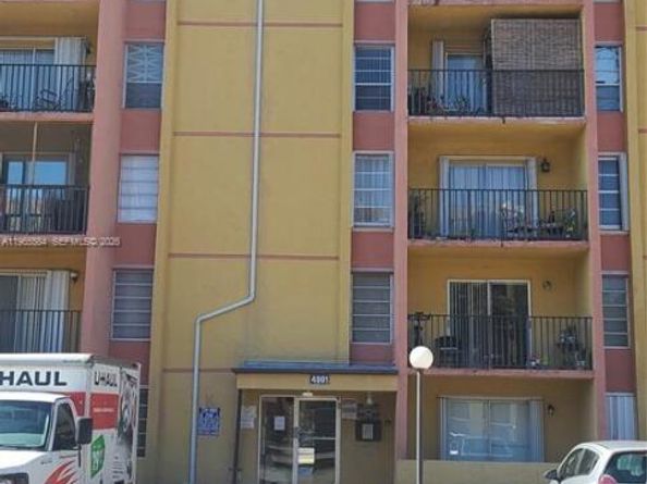 4801 NW 7 St 20916, Miami FL 33126