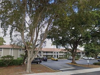 11213 Royal Palm Blvd