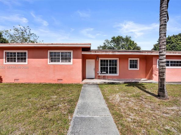 1775 NE 147th St, Miami FL 33181