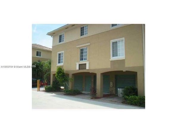 2945 NE 185th St 1403, Aventura FL 33180