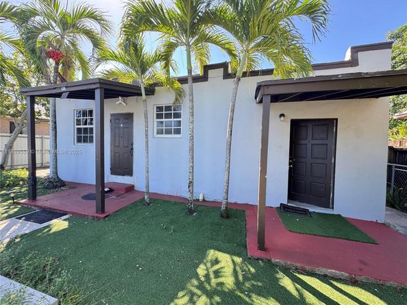 276 E 12th St, Hialeah FL 33010