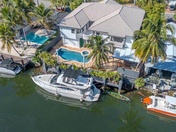 3400 NE 164th St, Eastern Shores FL 33160