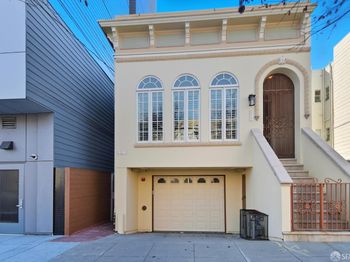 371 6th Avenue