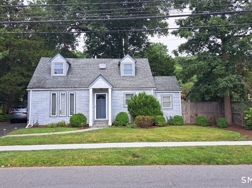 914 S Pine Creek Road, Fairfield CT 06824